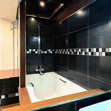 Moderne & Spacieux Au Coeur De Apartament Caen