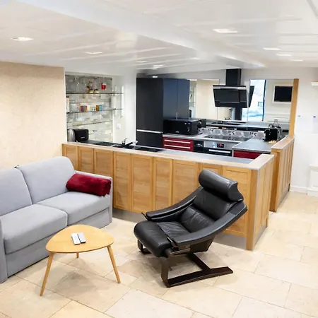 Moderne & Spacieux Au Coeur De *