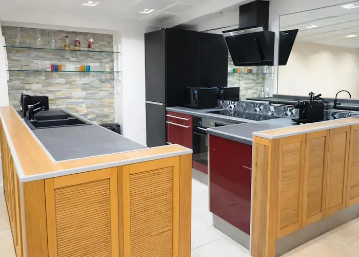 Apartment Moderne & Spacieux Au Coeur De *