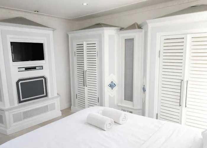 Apartment Moderne & Spacieux Au Coeur De *